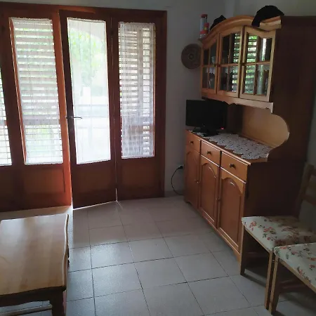 Apartment Playa La Concha - Alquiler Vacacional Con Jardin Privado